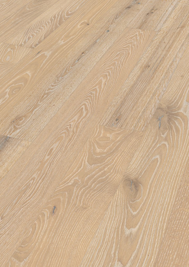 Holzboden Natureflex HD 100 Eiche lebhaft leichtweiß gekälkt 20016