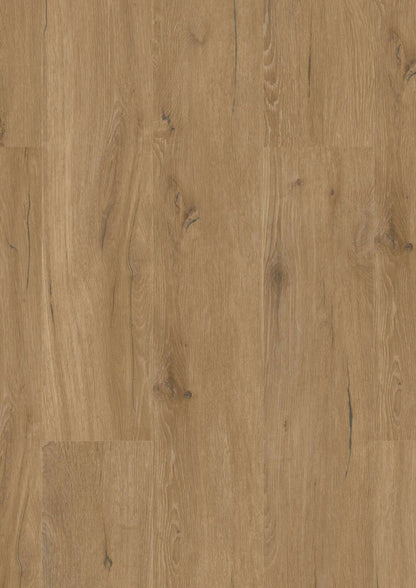 Mehrere nebeneinanderliegende Holzplanken mit natürlicher Holzmaserung, Ästen und brauner, leicht variierender Farbgebung.